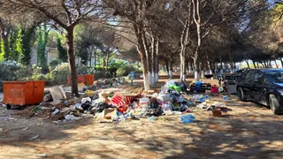 On Albania’s Adriatic Coast, Tourism Ambitions Put at Risk by Pollution