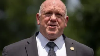 Trump’s border czar says vetting of ICE officer is under internal review after Maine shooting
