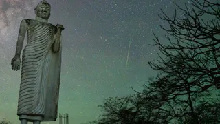  2 meteor showers peak on the same night this week ‪—‬ how to get the best views, despite a near-full moon 