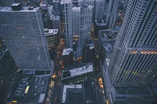 Anthropic and OpenAI race to embed engineers inside Wall Street workflows