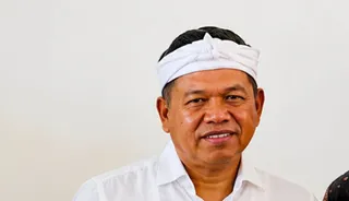 Dedi Mulyadi Buka Versi Berbeda Kasus Satpam Victor, Bantah Isu Dipaksa Sujud oleh Oknum Polisi