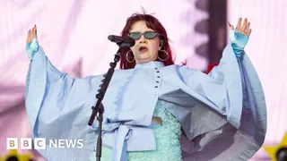 CMAT shares 'deep sadness' over body-shaming abuse after Radio 1 Big Weekend set