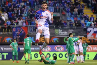 La U sufrió para vencer a Audax y alcanzó a Católica en el segundo puesto