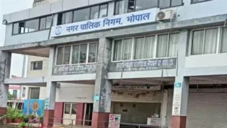 भोपाल नगर निगम का बड़ा कारनामा: 'हाउसिंग फॉर ऑल' के 18 में से 17 प्रोजेक्ट बिना पर्यावरण मंजूरी के, RTI में खुलासा