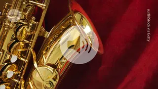 Jazz boosts my creativity in physics