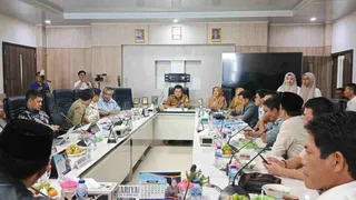 DPRD Bersama Disnakertrans Muba Turun Tangan, Bahas 4 Tuntutan Sekuriti PT Satria Raksa Buminusa