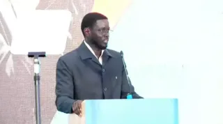 Commentaires sur Diomaye Faye affiche les ambitions de KIIRAAY : « Nous sommes le parti majoritaire » par Zalam